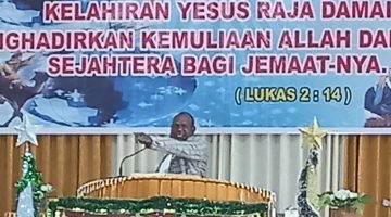 Jangan Tunda Masalah Sampai Januari, Pendeta Yulianus Anouw: Selesaikan Semua Dalam Bulan Natal untuk Kedamaian Tahun Baru.